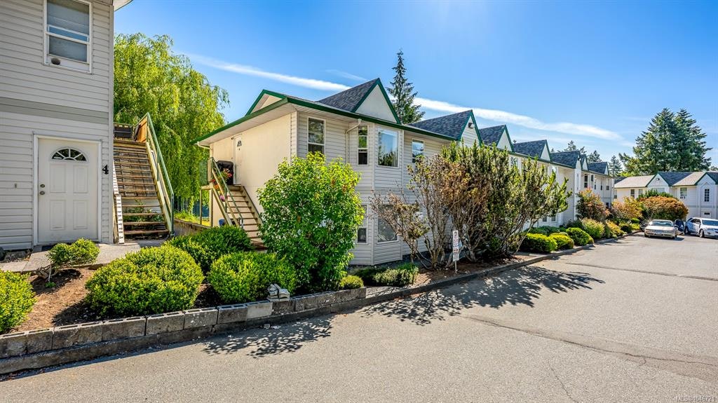 18-1535 Dingwall Road, Courtenay, BC, V9N 3S8