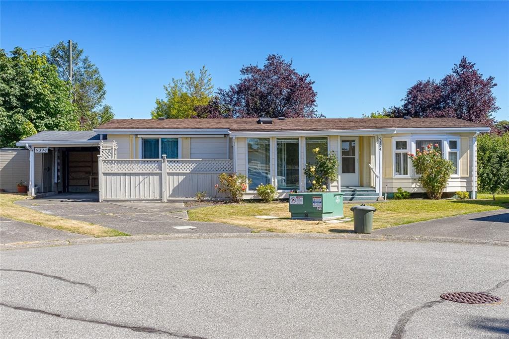9394 Brookwood Drive, Sidney, BC, V8L 4H3