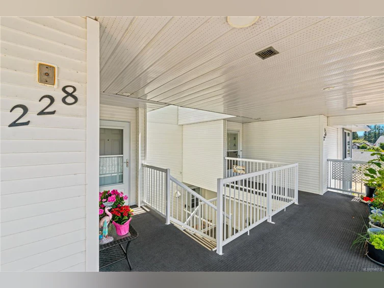 228-330 Dogwood Street, Parksville, BC, V9P 1P7 - 28