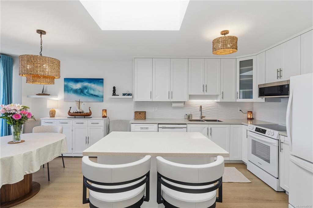 228-330 Dogwood Street, Parksville, BC, V9P 1P7 - 13