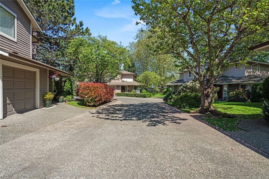 18-1309 Mckenzie Avenue, Saanich, BC, V8P 2M1 - 57