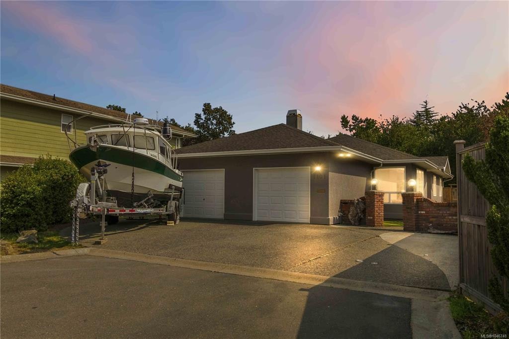 1101 Berkeley Place, Saanich, BC, V8X 2G2