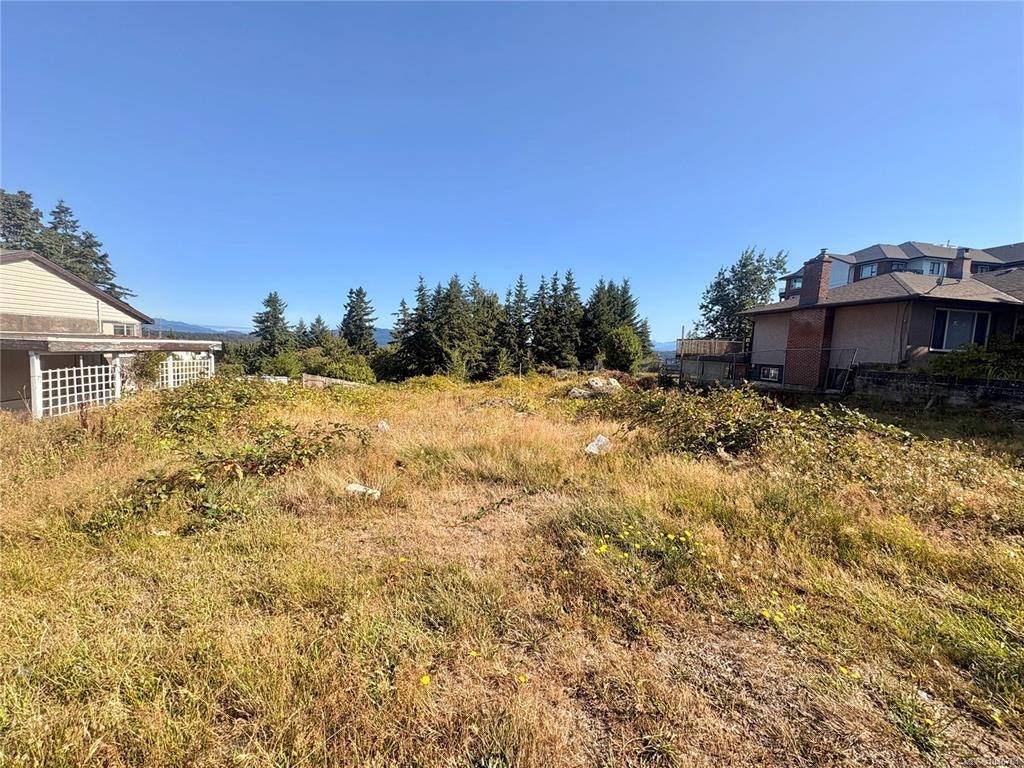 660 8th Avenue, Campbell River, BC, V9W 4A8
