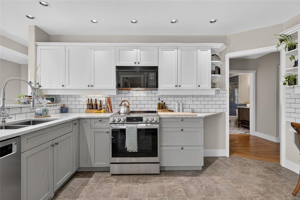 5-235 Island Highway, View Royal, BC, V9B 1G3 - 9