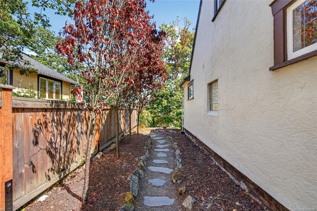 5-235 Island Highway, View Royal, BC, V9B 1G3 - 37