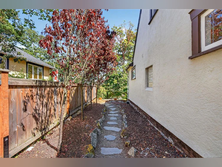 5-235 Island Highway, View Royal, BC, V9B 1G3 - 37