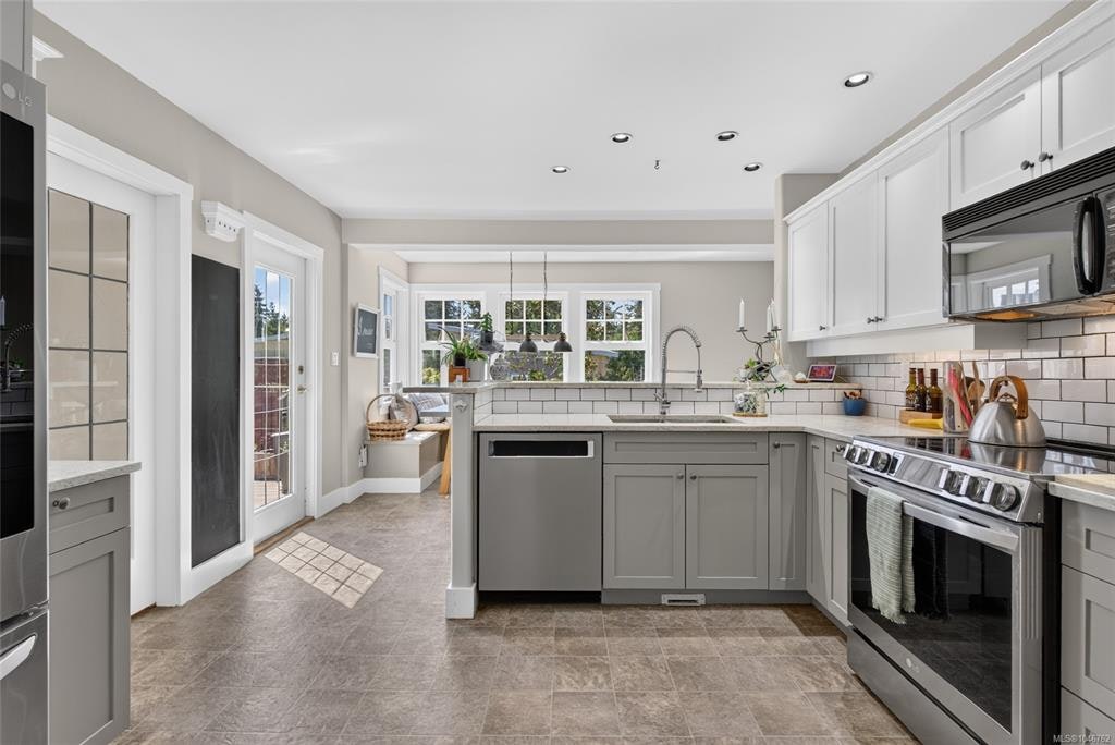 5-235 Island Highway, View Royal, BC, V9B 1G3 - 10