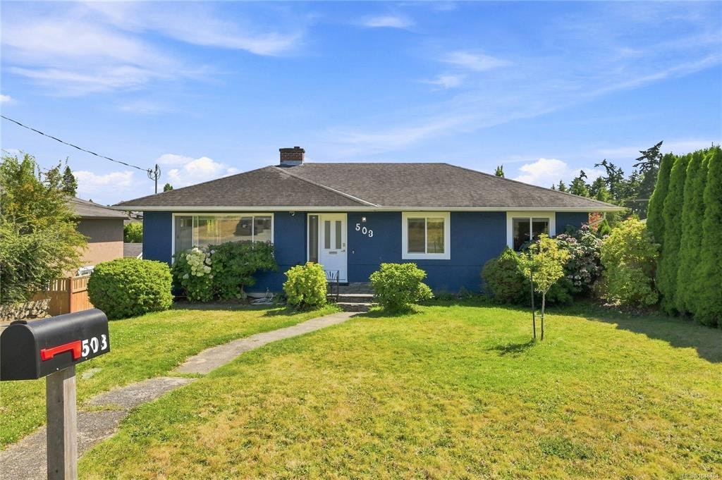 503 Whiteside Street, Saanich, BC, V8Z 1Y3