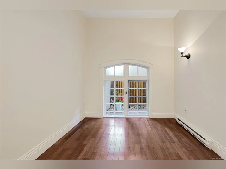 203-1602 Quadra Street, Victoria, BC, V8W 2L4 - 9