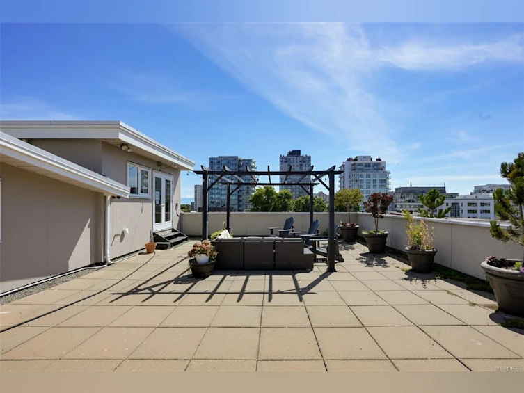 203-1602 Quadra Street, Victoria, BC, V8W 2L4 - 28