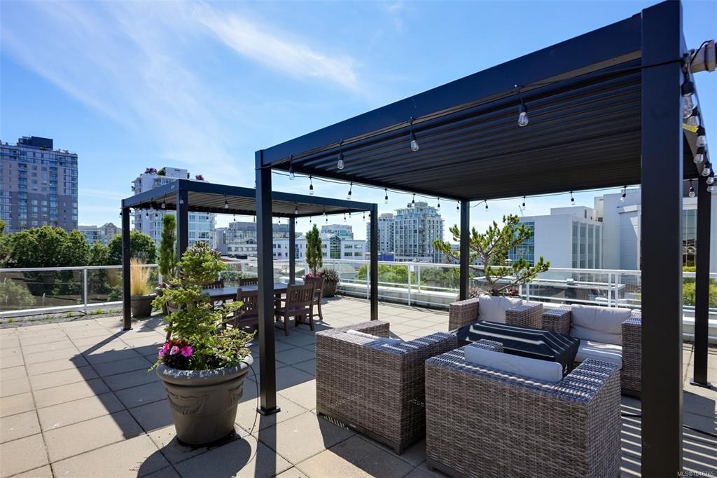203-1602 Quadra Street, Victoria, BC, V8W 2L4 - 29