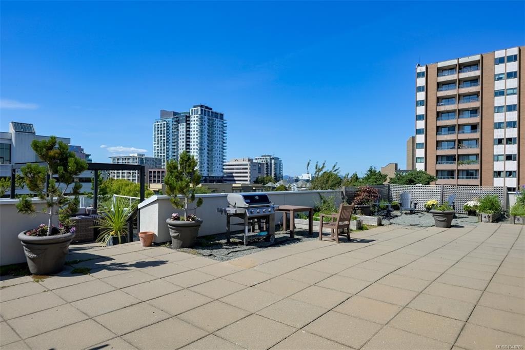 203-1602 Quadra Street, Victoria, BC, V8W 2L4 - 37