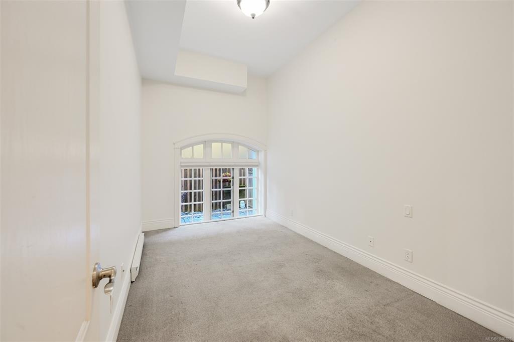 203-1602 Quadra Street, Victoria, BC, V8W 2L4 - 16