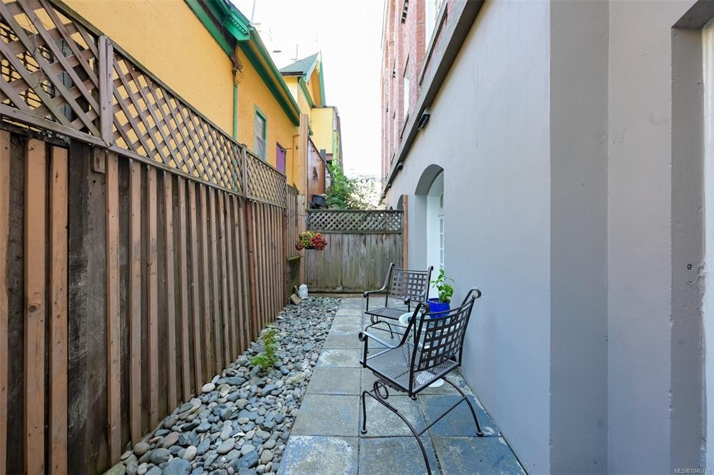 203-1602 Quadra Street, Victoria, BC, V8W 2L4 - 22