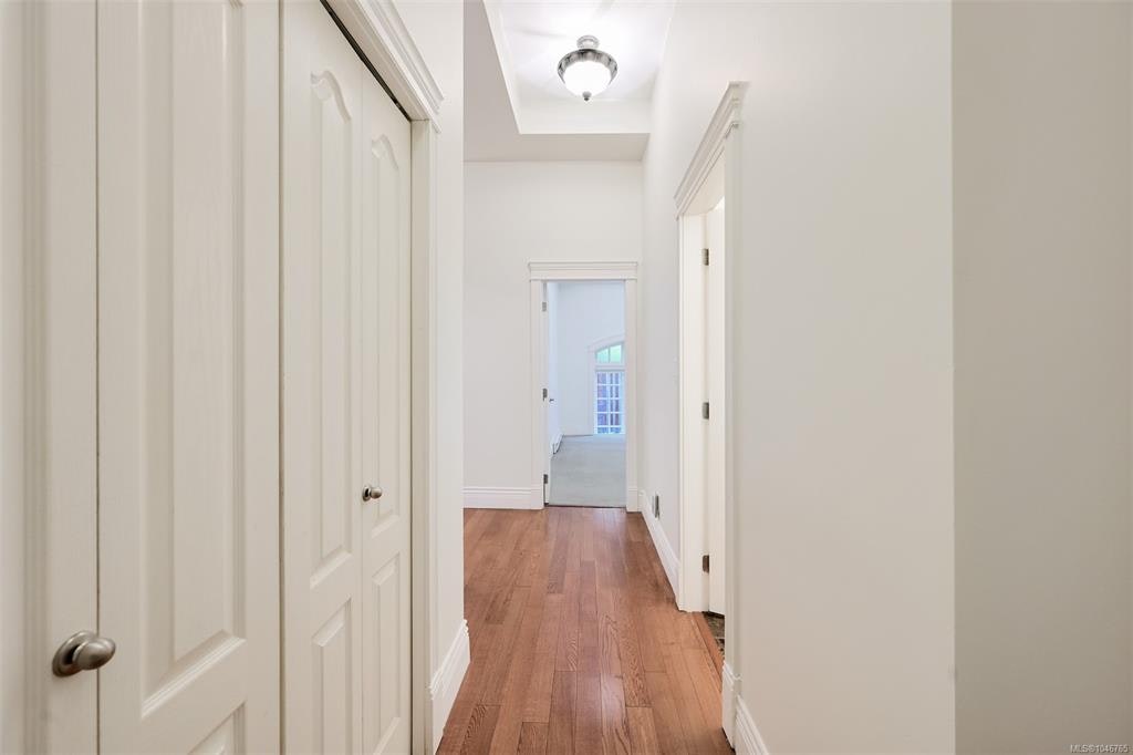 203-1602 Quadra Street, Victoria, BC, V8W 2L4 - 24
