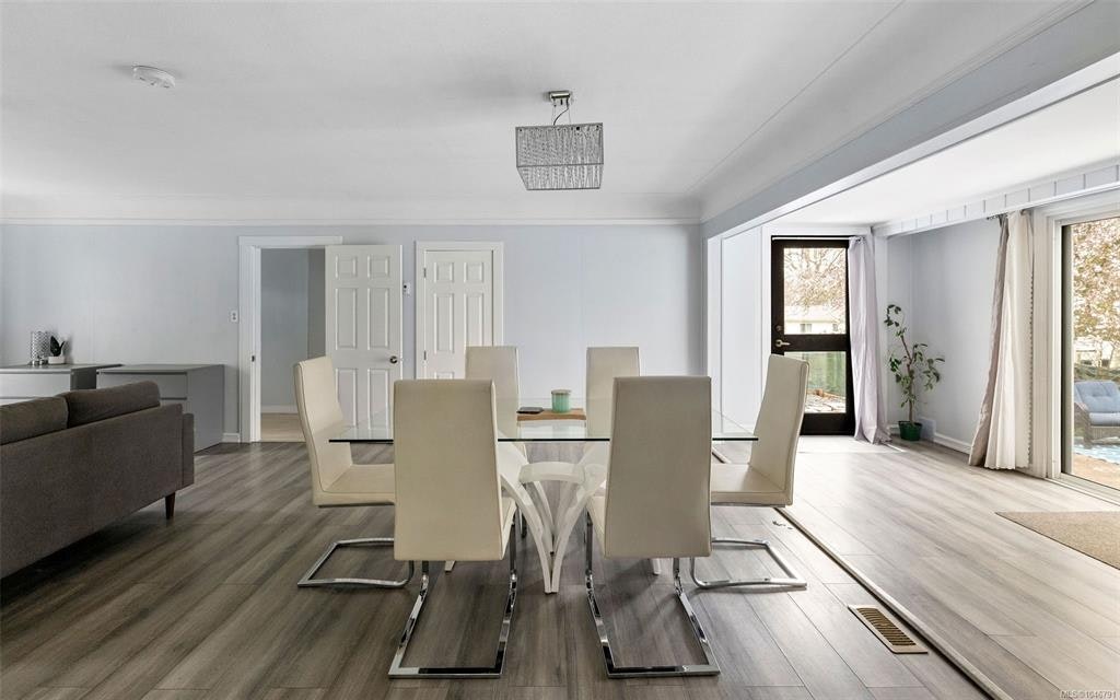 5788 Jaynes Road - 4