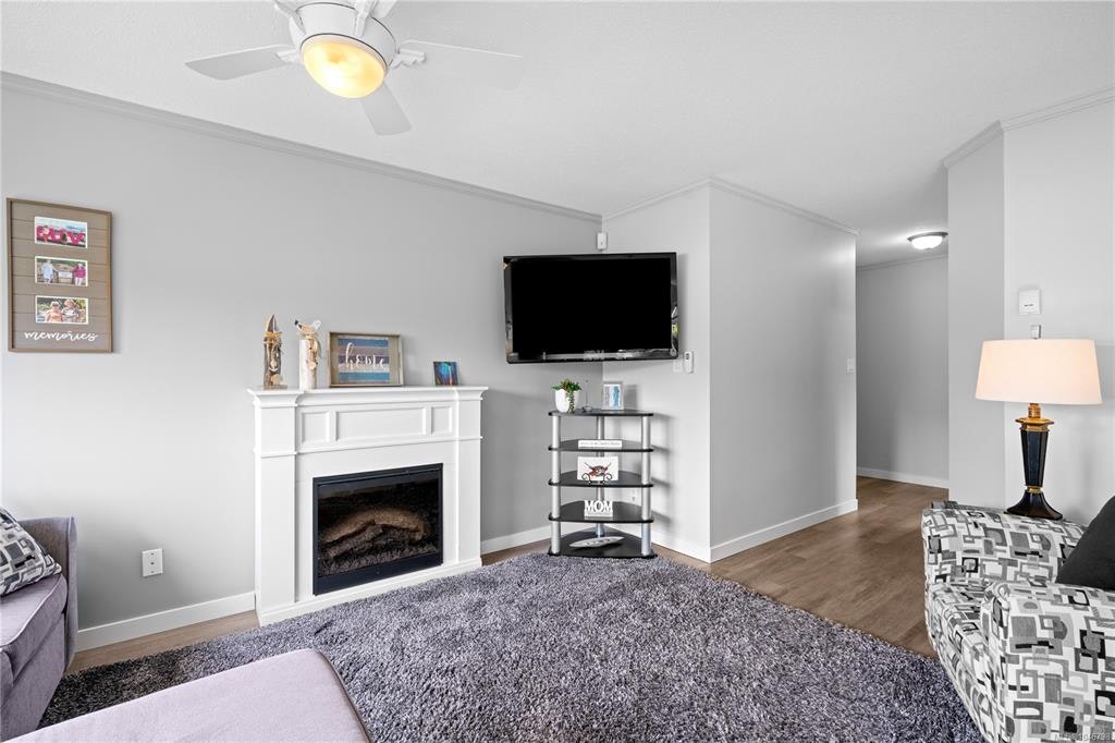 101-10431 Resthaven Drive, Sidney, BC, V8L 3H6 - 13