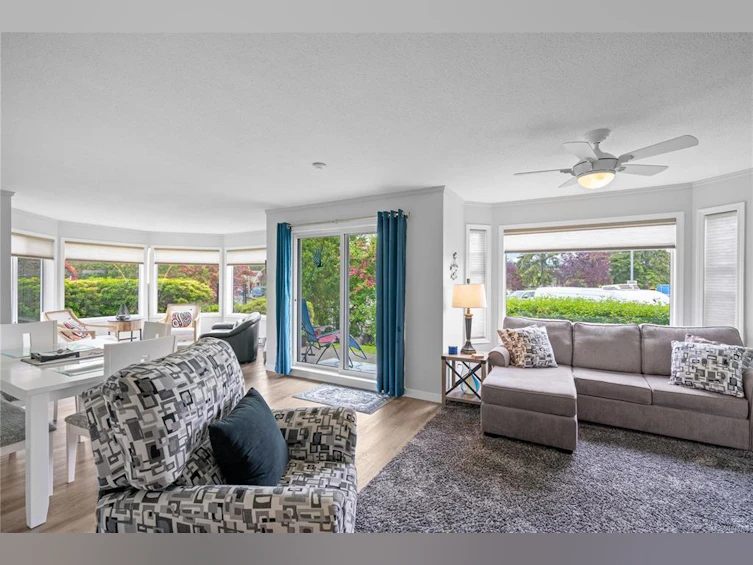 101-10431 Resthaven Drive, Sidney, BC, V8L 3H6 - 2