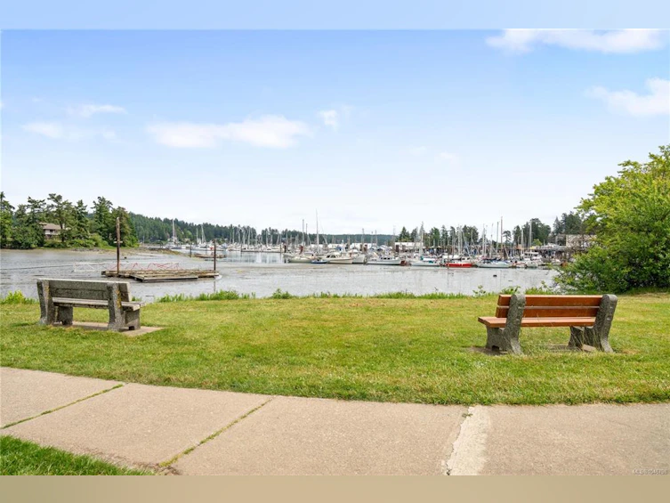 101-10431 Resthaven Drive, Sidney, BC, V8L 3H6 - 23