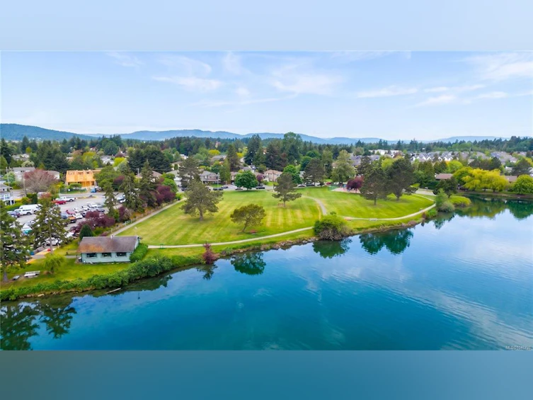 101-10431 Resthaven Drive, Sidney, BC, V8L 3H6 - 37