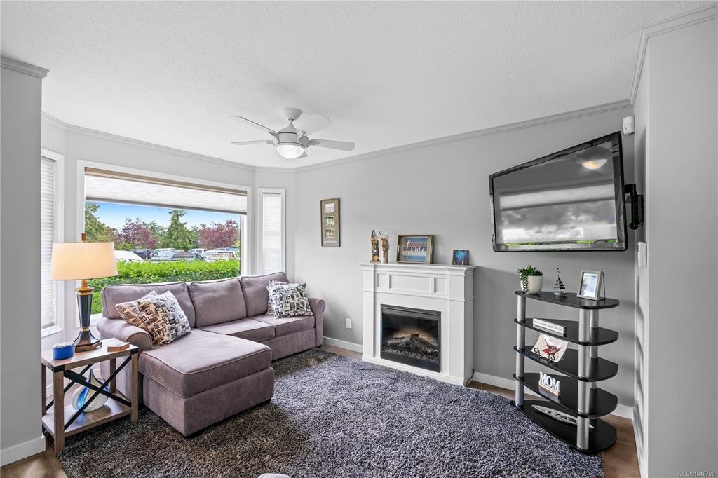 101-10431 Resthaven Drive, Sidney, BC, V8L 3H6 - 12