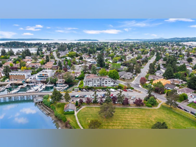 101-10431 Resthaven Drive, Sidney, BC, V8L 3H6 - 36