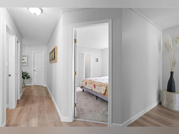 101-10431 Resthaven Drive, Sidney, BC, V8L 3H6 - 29