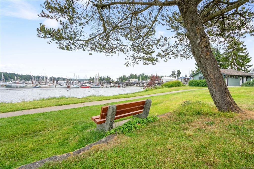 101-10431 Resthaven Drive, Sidney, BC, V8L 3H6 - 22