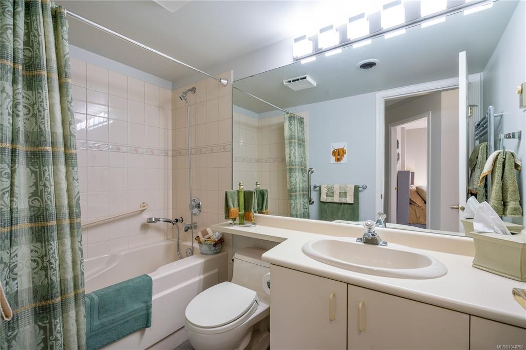 101-10431 Resthaven Drive, Sidney, BC, V8L 3H6 - 34