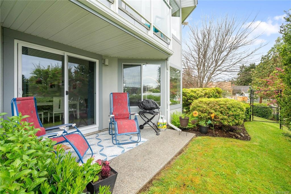 101-10431 Resthaven Drive, Sidney, BC, V8L 3H6 - 8