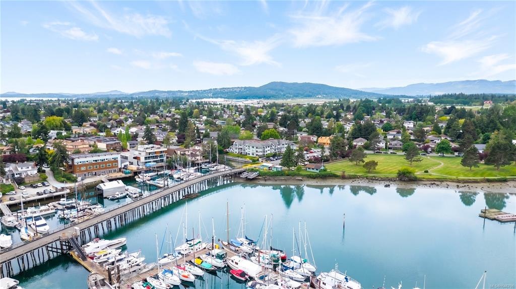 101-10431 Resthaven Drive, Sidney, BC, V8L 3H6 - 32