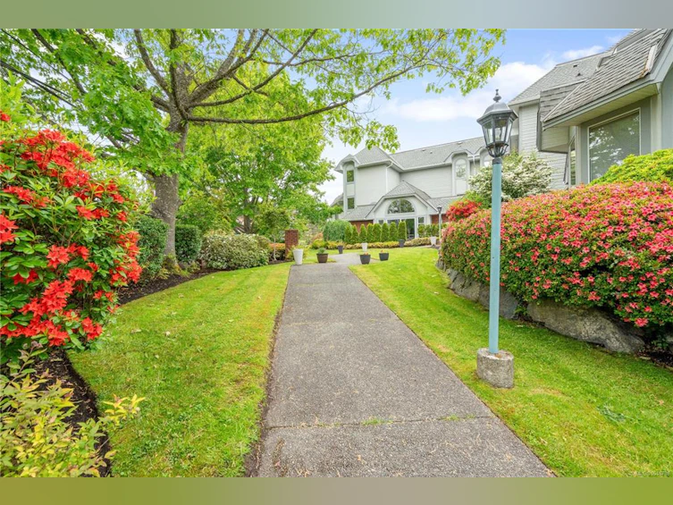 101-10431 Resthaven Drive, Sidney, BC, V8L 3H6 - 15