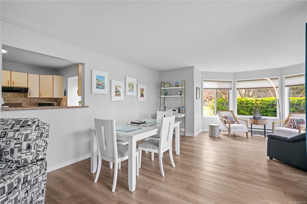 101-10431 Resthaven Drive, Sidney, BC, V8L 3H6 - 3