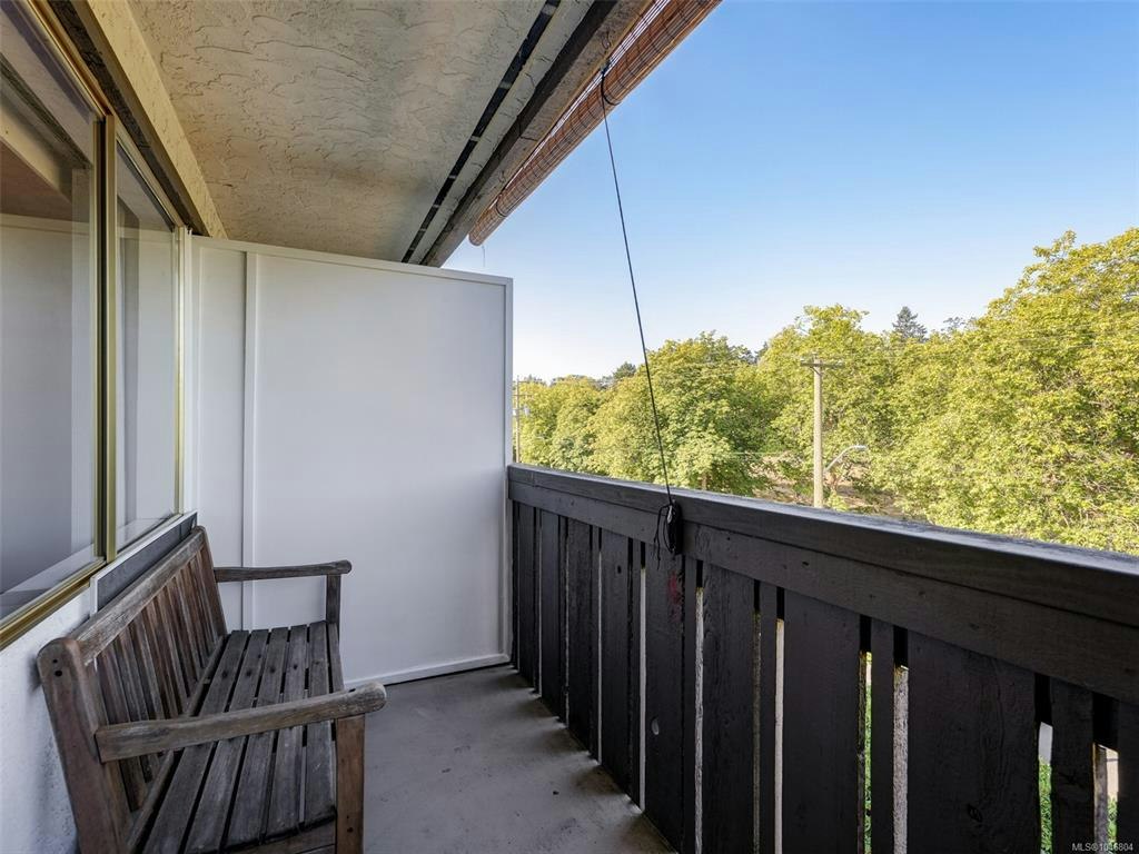 401-964 Heywood Avenue, Victoria, BC, V8V 2Y5 - 18