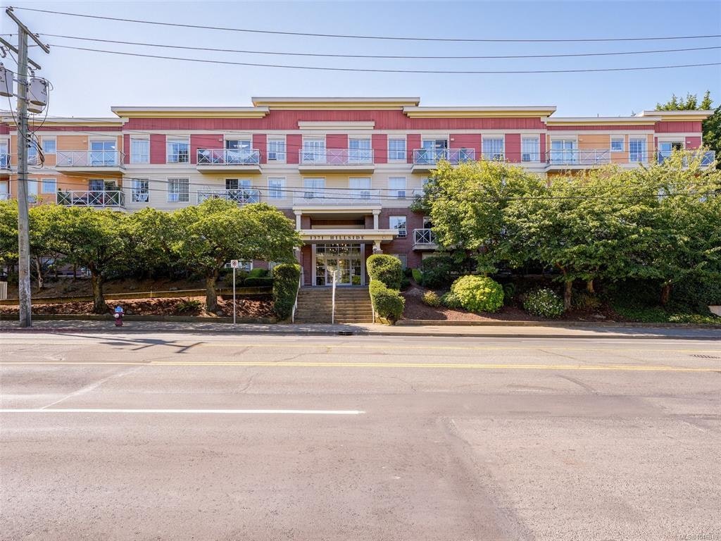109-1371 Hillside Avenue, Victoria, BC, V8T 2B3