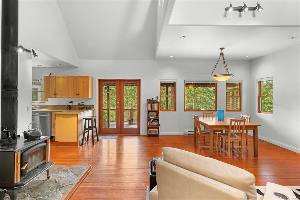 231 Halibut Hill Road, Mudge Island, BC, V0R 1X6 - 13