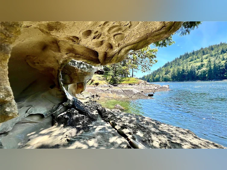231 Halibut Hill Road, Mudge Island, BC, V0R 1X6 - 5