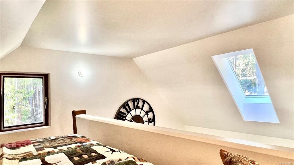 231 Halibut Hill Road, Mudge Island, BC, V0R 1X6 - 18