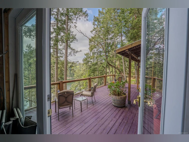 231 Halibut Hill Road, Mudge Island, BC, V0R 1X6 - 29