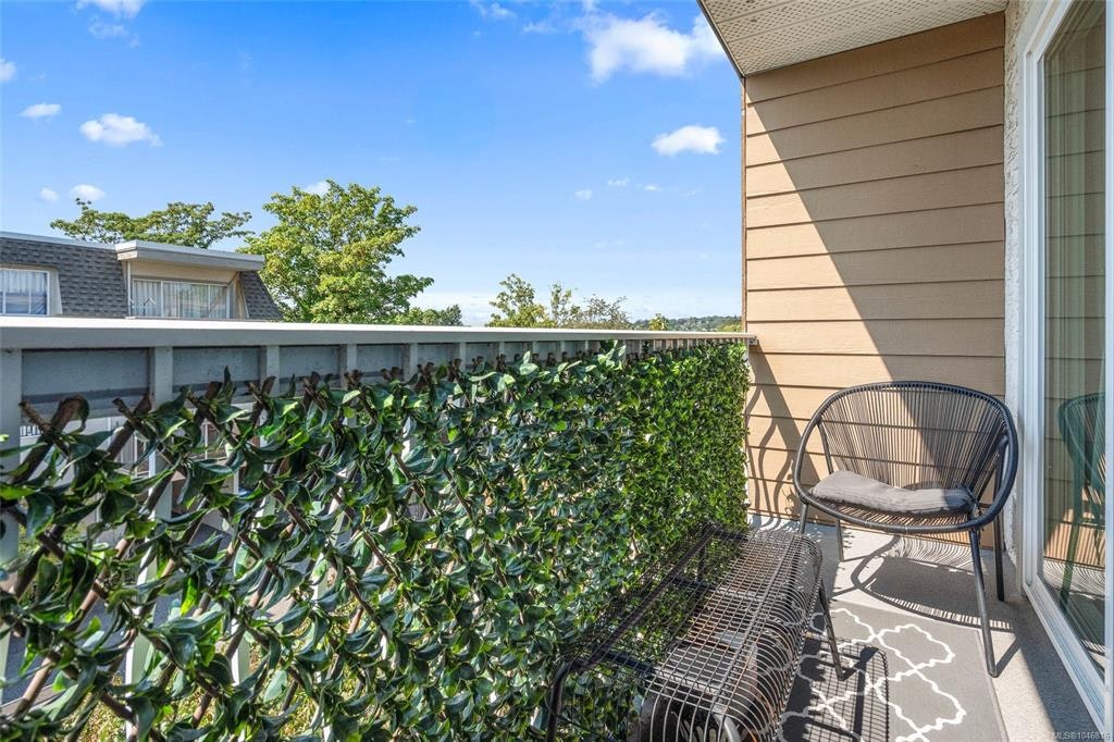 203-1116 Queens Avenue, Victoria, BC, V8T 1M9 - 24