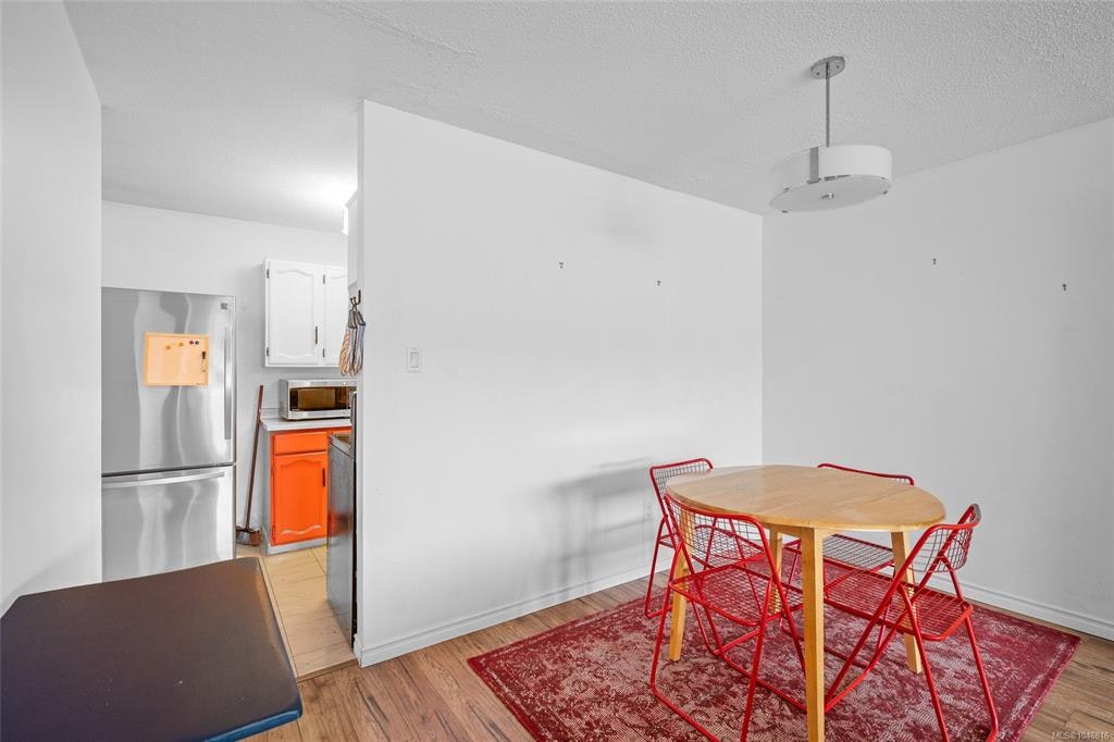203-1116 Queens Avenue, Victoria, BC, V8T 1M9 - 11