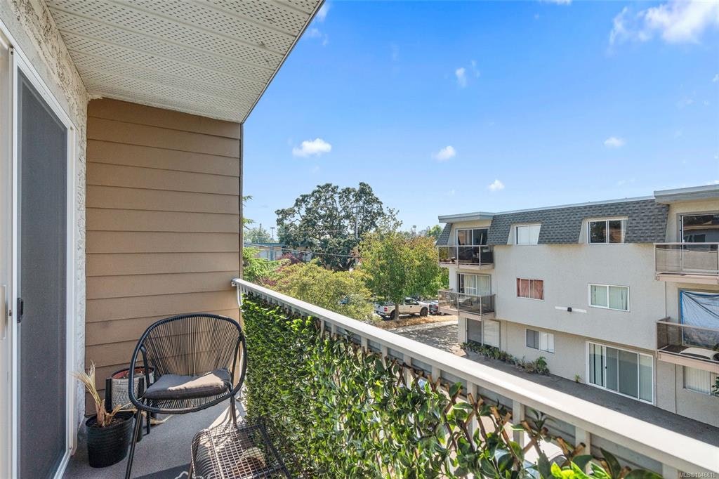 203-1116 Queens Avenue, Victoria, BC, V8T 1M9 - 25