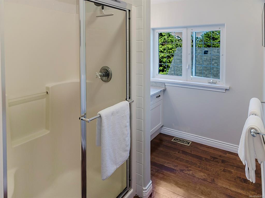 2018 Romney Road, Victoria, BC, V8S 4J7 - 27