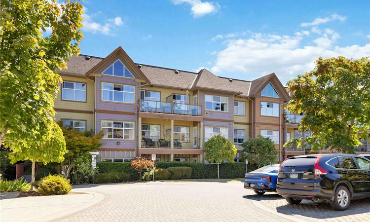 208-1959 Polo Park Court