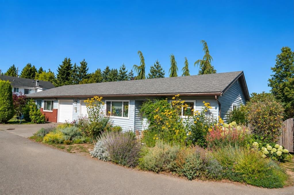 F-1670 Piercy Avenue, Courtenay, BC, V9N 3E9