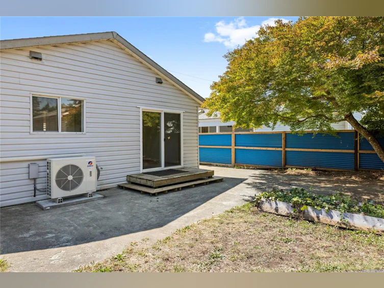 2454 E 5th Street, Courtenay, BC, V9N 8J2 - 27