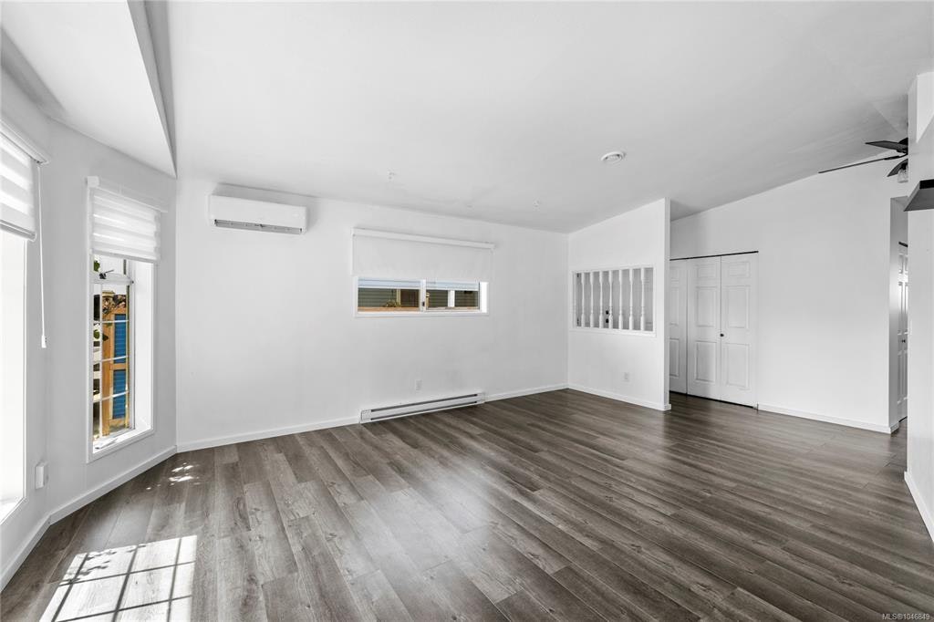 2454 E 5th Street - 3