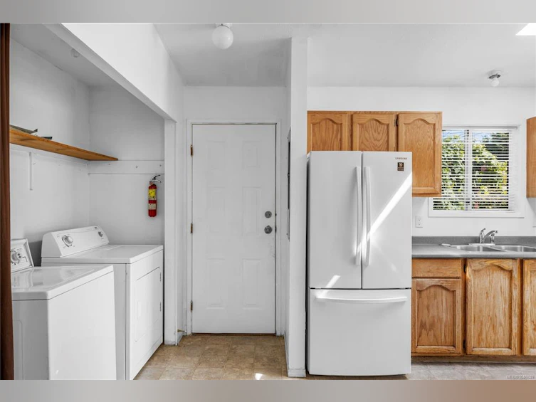 2454 E 5th Street, Courtenay, BC, V9N 8J2 - 20