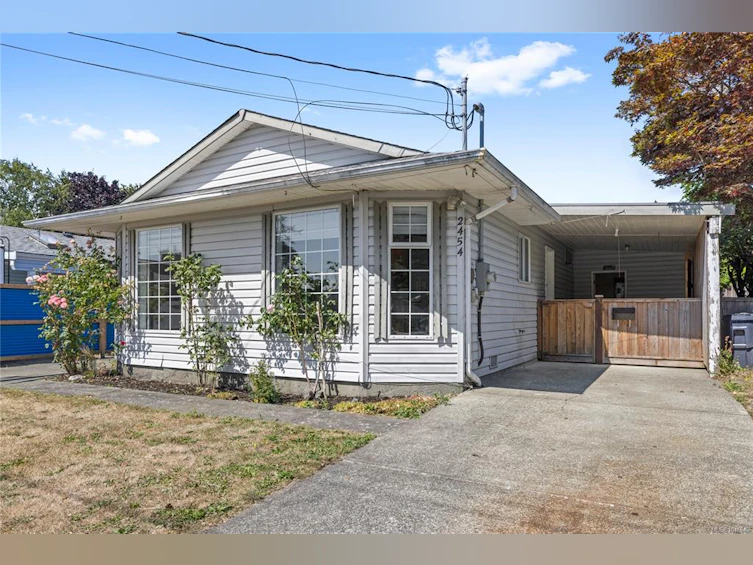 2454 E 5th Street, Courtenay, BC, V9N 8J2