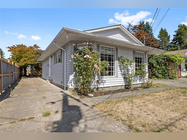 2454 E 5th Street, Courtenay, BC, V9N 8J2 - 30